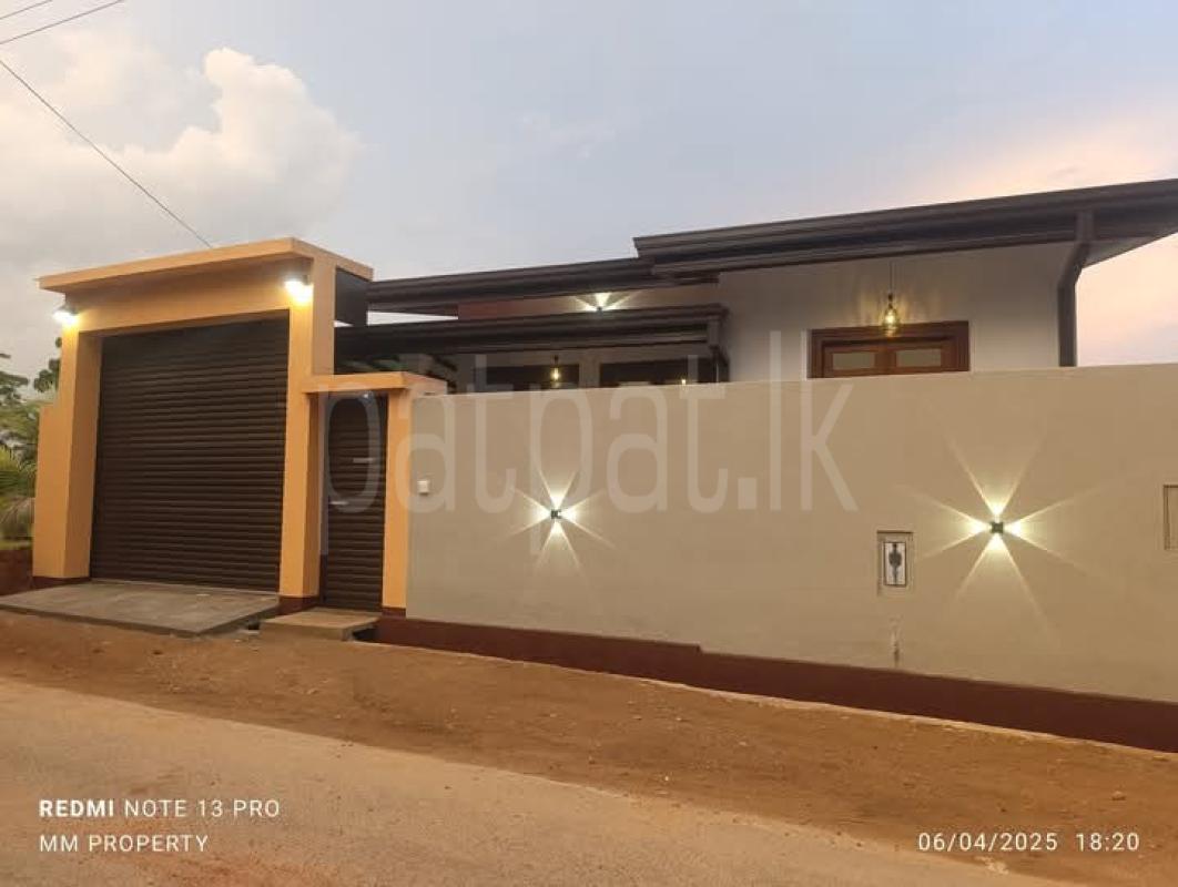 House for Sale in Kottawa ads-image-1