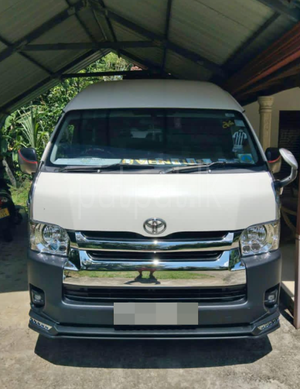 Toyota Hiace 2007 - பயன்படுத்தப்பட்டது வேன் sale in Sri Lanka - patpat.lk