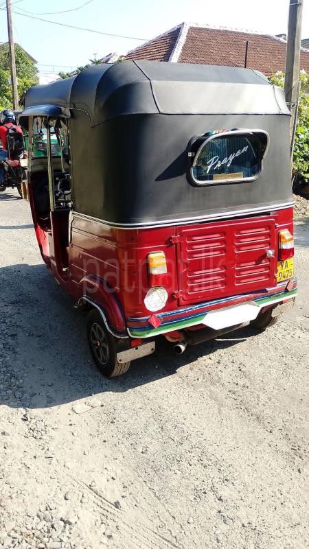 Bajaj 4 stroke 2011 - பயன்படுத்தப்பட்டது முச்சக்கர வண்டி sale in Sri Lanka - patpat.lk