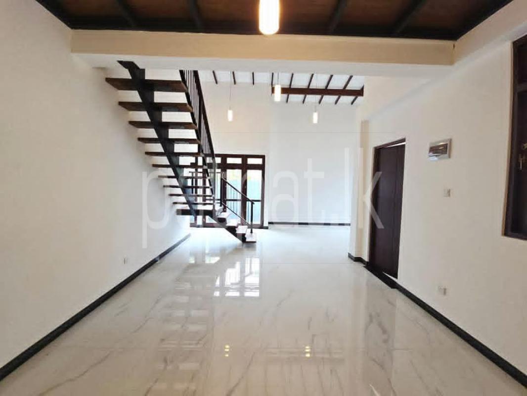 House for Sale in Kottawa