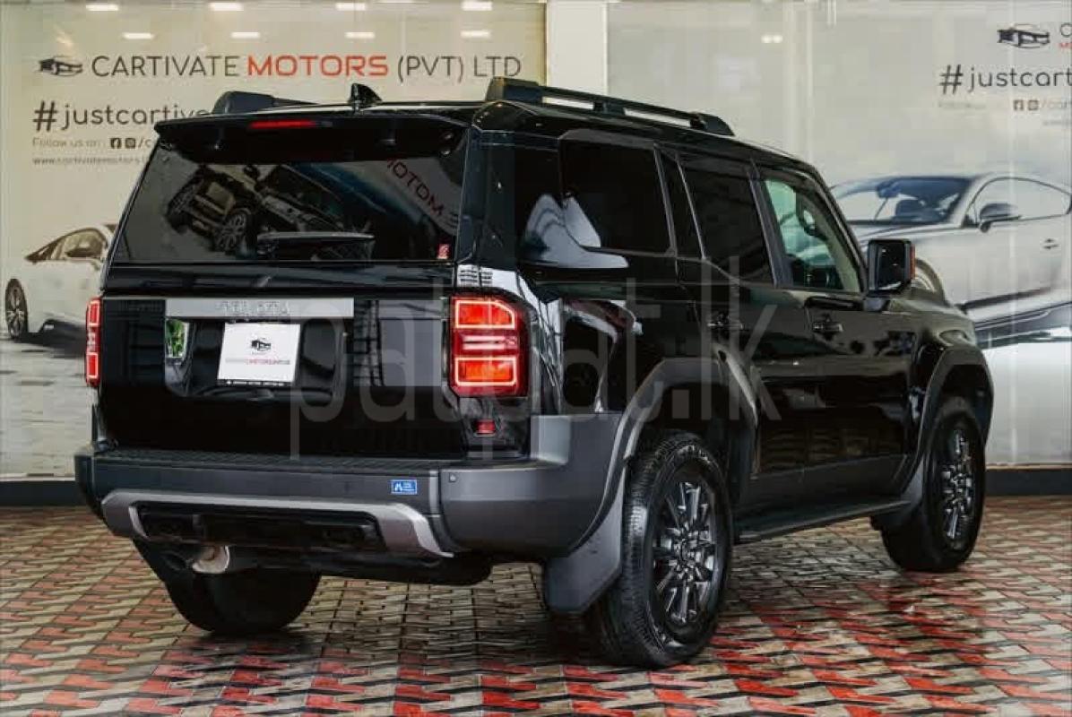 Advertisement image 4