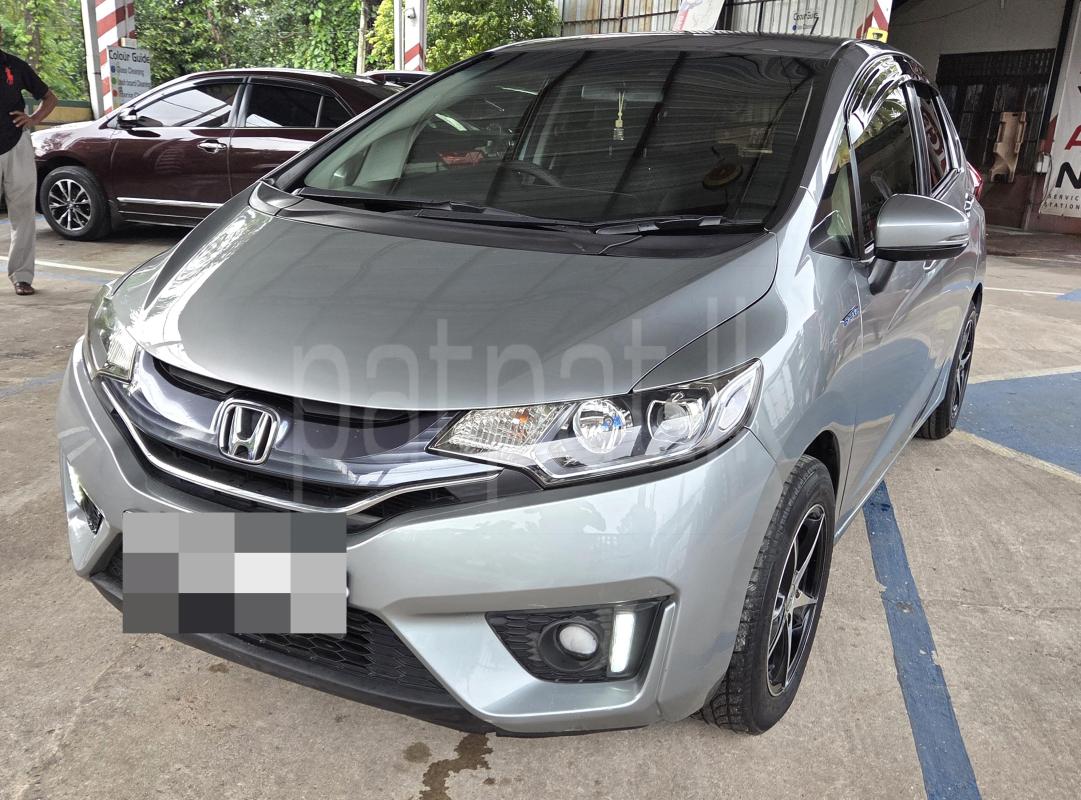 Honda Fit 2013 - பயன்படுத்தப்பட்டது கார் sale in Sri Lanka - patpat.lk