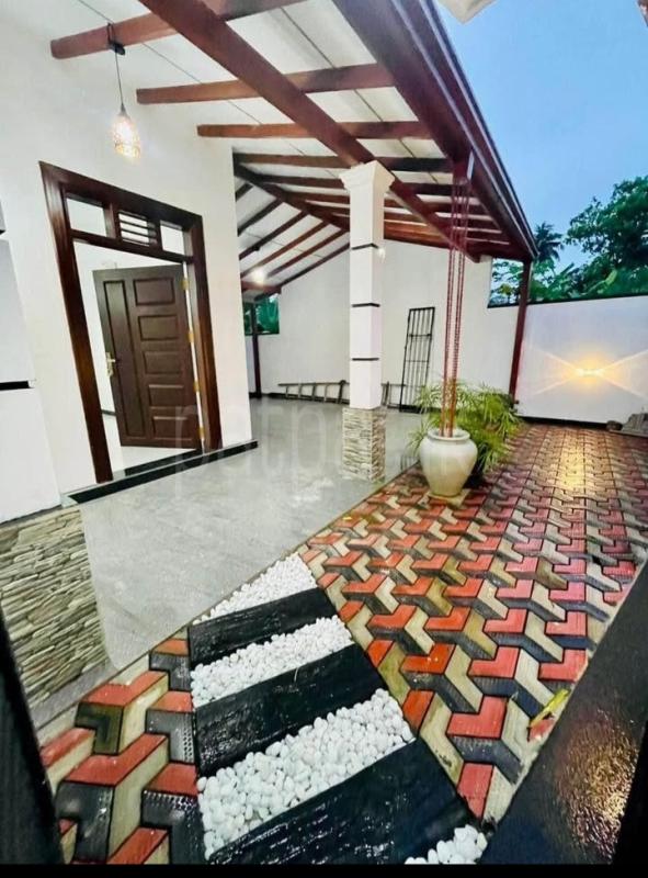 House for Sale in Piliyandala ads-image-1