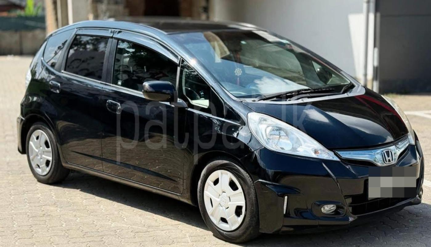 Advertisement image 3