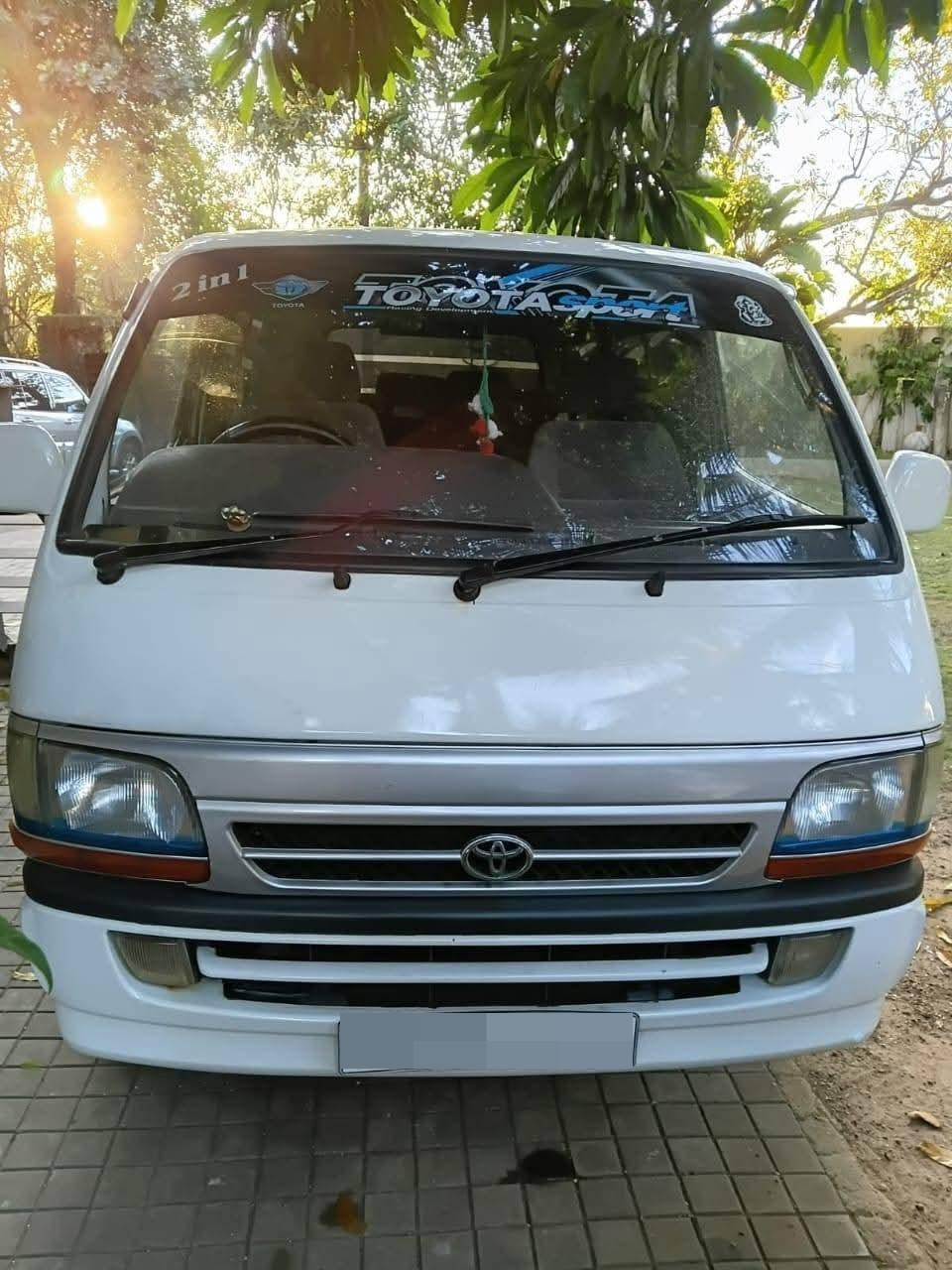 Toyota Hiace 1992 ads-image-1