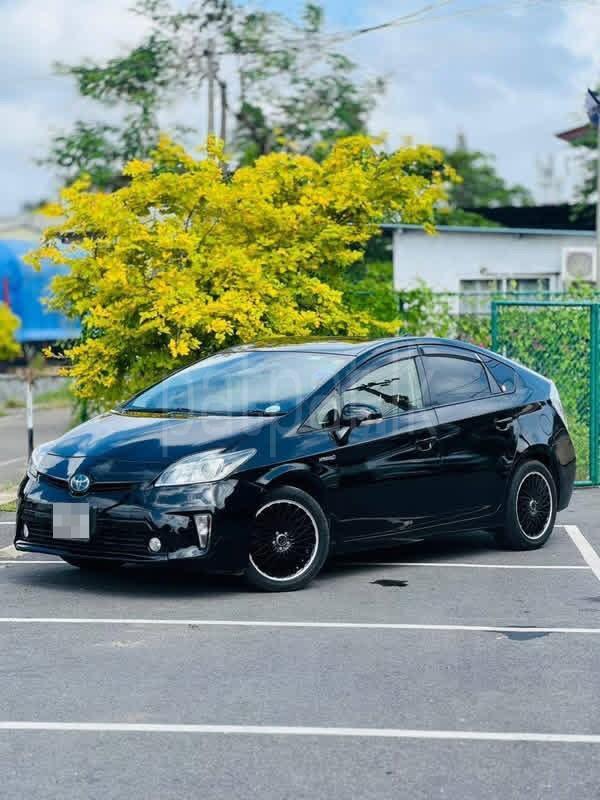 Toyota PRIUS S GRADE 2013 - Used Car sale in Sri Lanka - patpat.lk