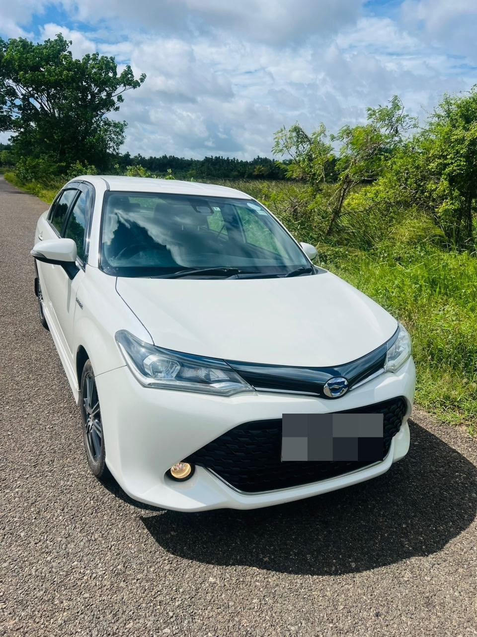 Toyota Axio 2017 - Used Car sale in Sri Lanka - patpat.lk