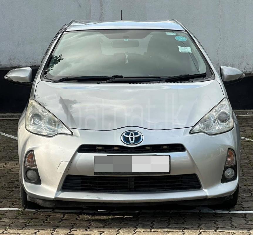 Toyota Aqua 2013 - Used Car sale in Sri Lanka - patpat.lk