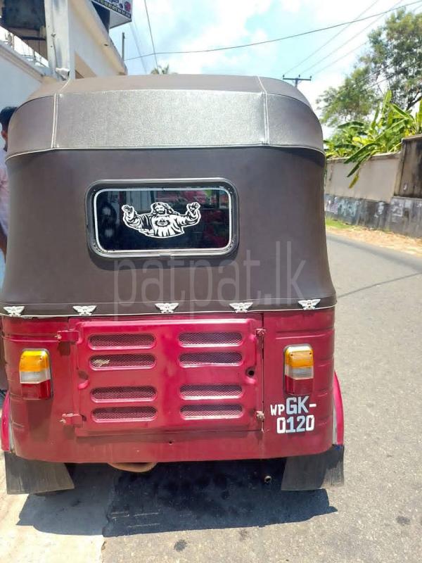 Bajaj Three Wheel 2005 - பயன்படுத்தப்பட்டது முச்சக்கர வண்டி sale in Sri Lanka - patpat.lk