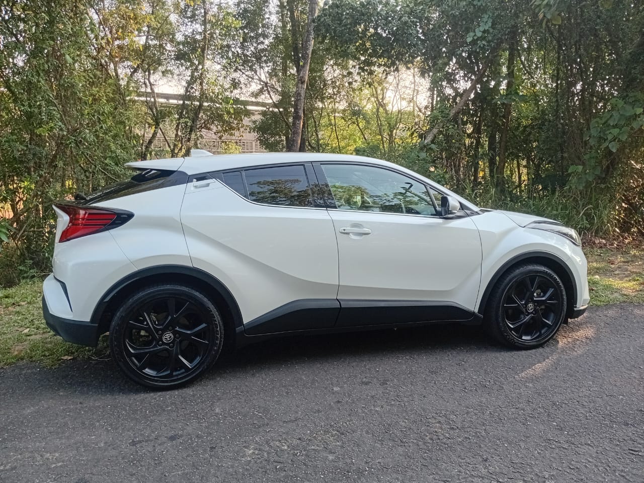 Toyota CHR 2023 - Used SUV sale in Sri Lanka - patpat.lk