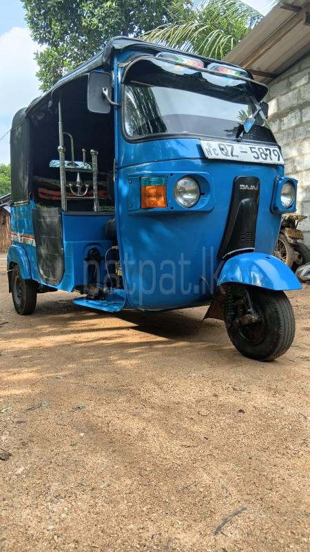 Bajaj Three Wheel 2010 - பயன்படுத்தப்பட்டது முச்சக்கர வண்டி sale in Sri Lanka - patpat.lk