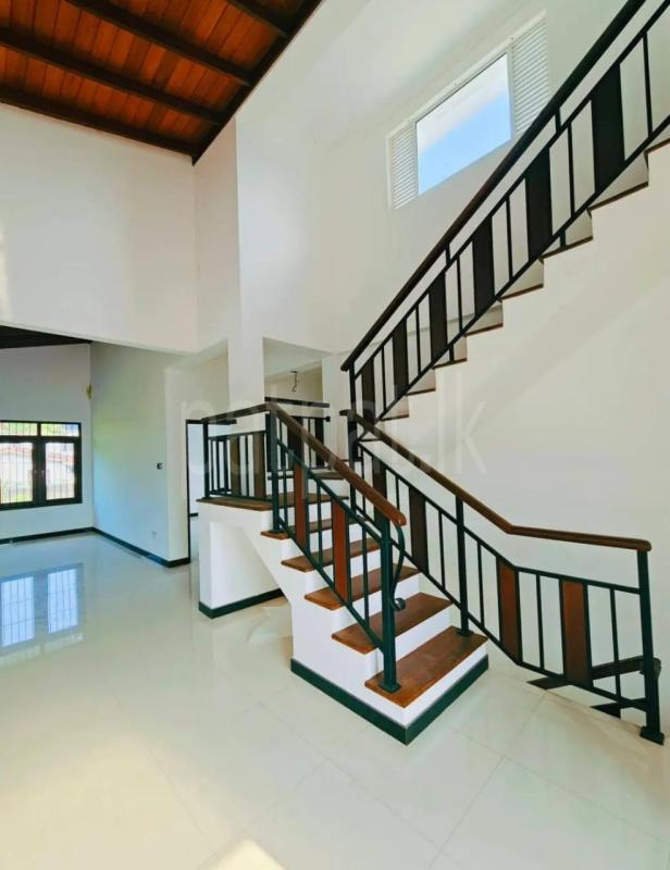 House for Sale in Hokandara ads-image-1