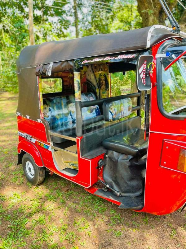 Bajaj Three Wheel 2012 - பயன்படுத்தப்பட்டது முச்சக்கர வண்டி sale in Sri Lanka - patpat.lk