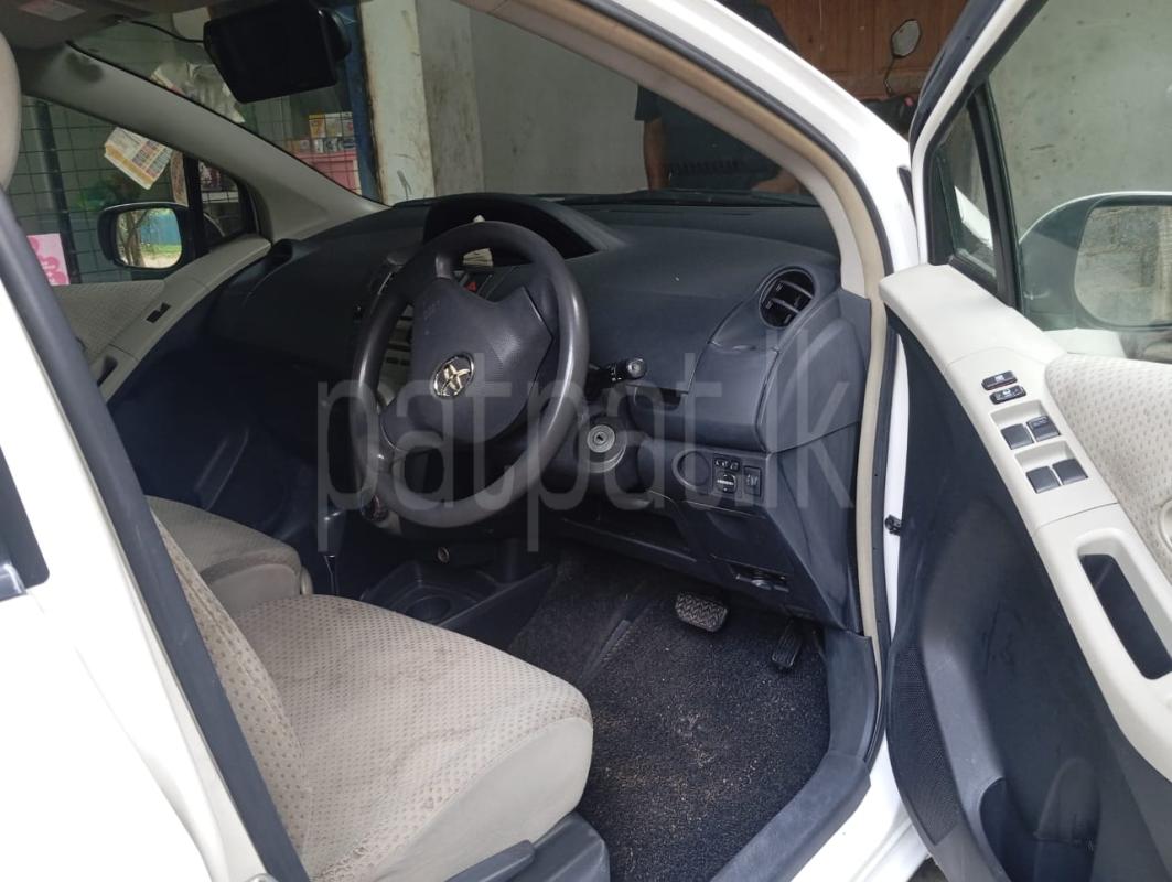 Toyota Vitz 2007 - பயன்படுத்தப்பட்டது கார் sale in Sri Lanka - patpat.lk