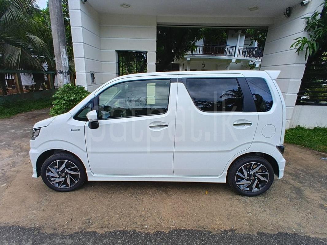 Suzuki Wagon R 2025 - பயன்படுத்தப்பட்டது கார் sale in Sri Lanka - patpat.lk