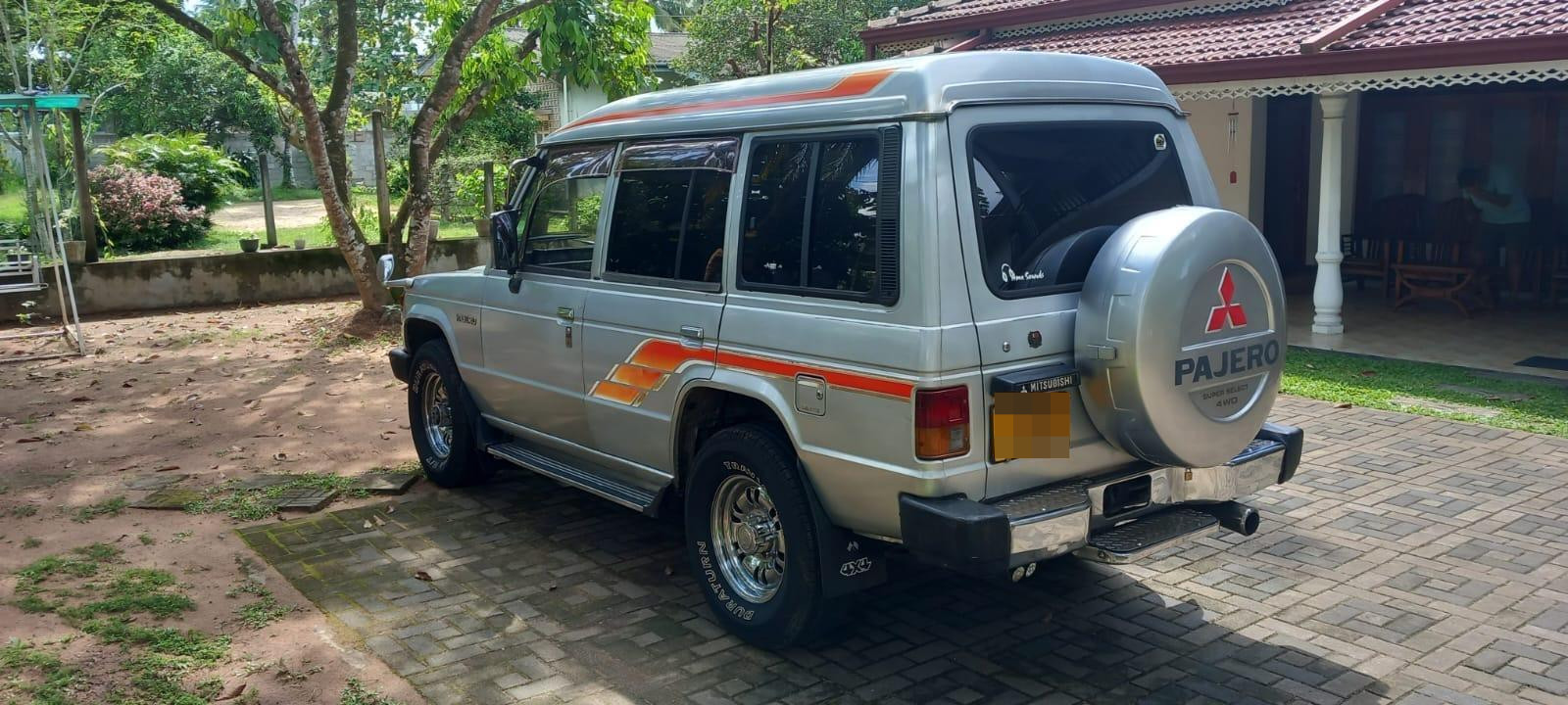 Mitsubishi Pajero 1988 - Used Car sale in Sri Lanka - patpat.lk