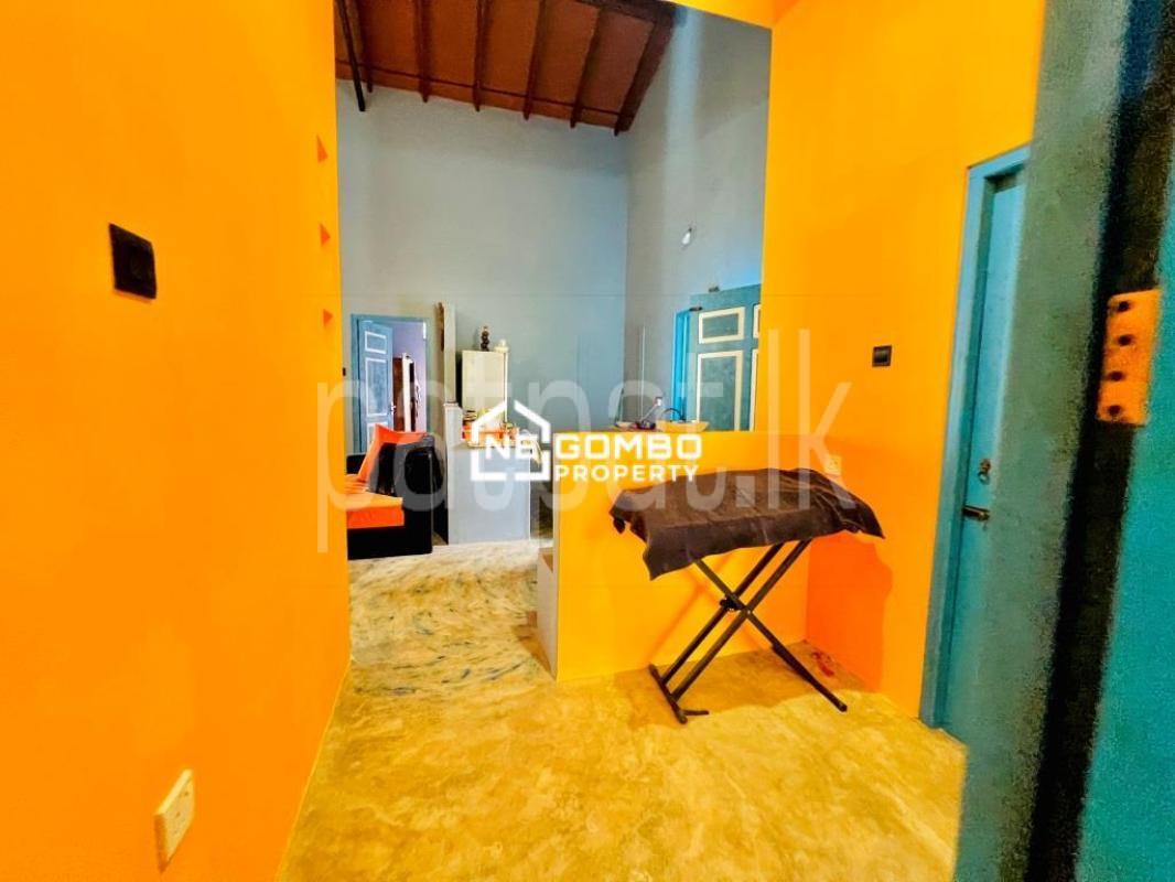 Advertisement image 6