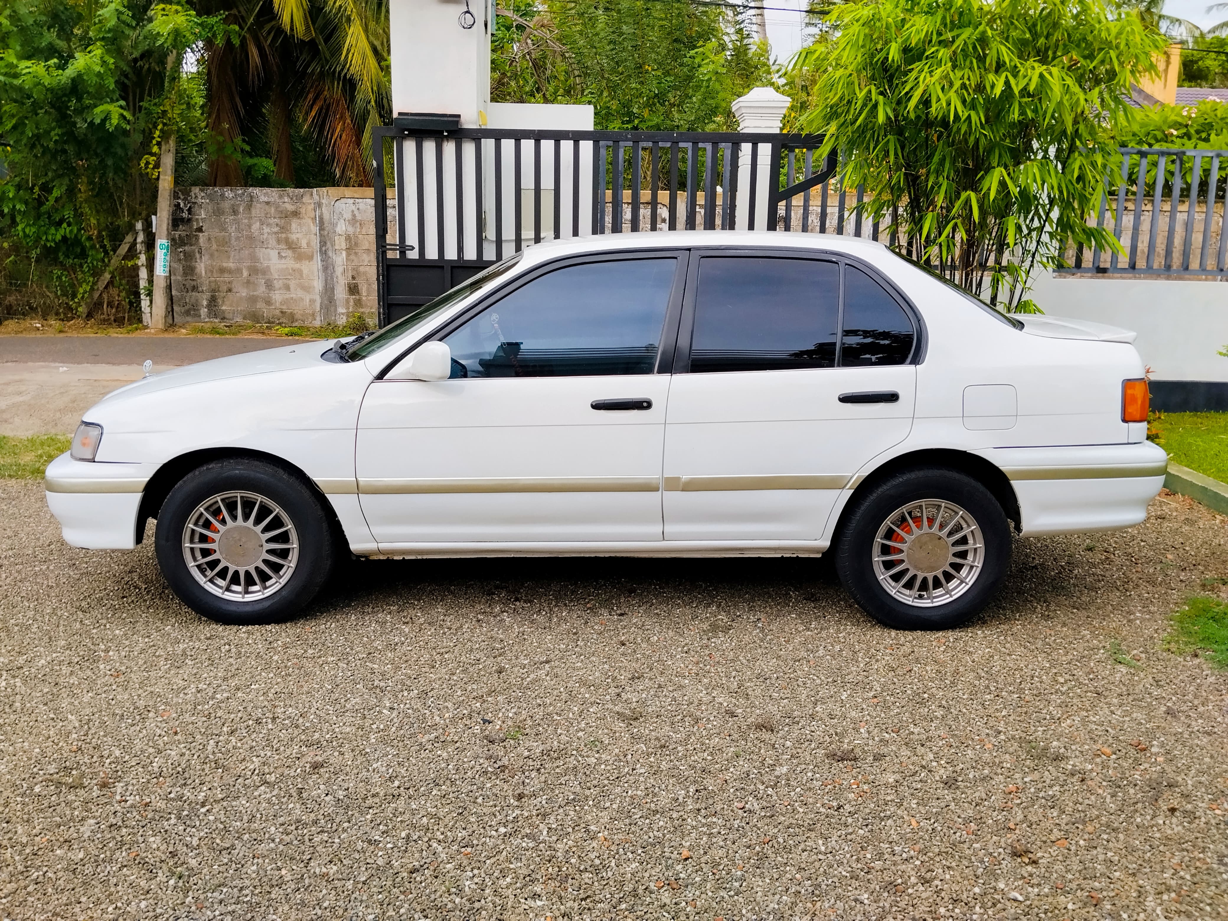 Toyota Corsa 1994 - பயன்படுத்தப்பட்டது கார் sale in Sri Lanka - patpat.lk
