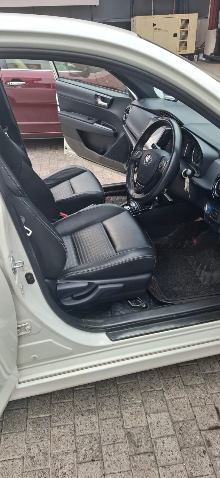 Toyota Axio 2018 - பயன்படுத்தப்பட்டது கார் sale in Sri Lanka - patpat.lk