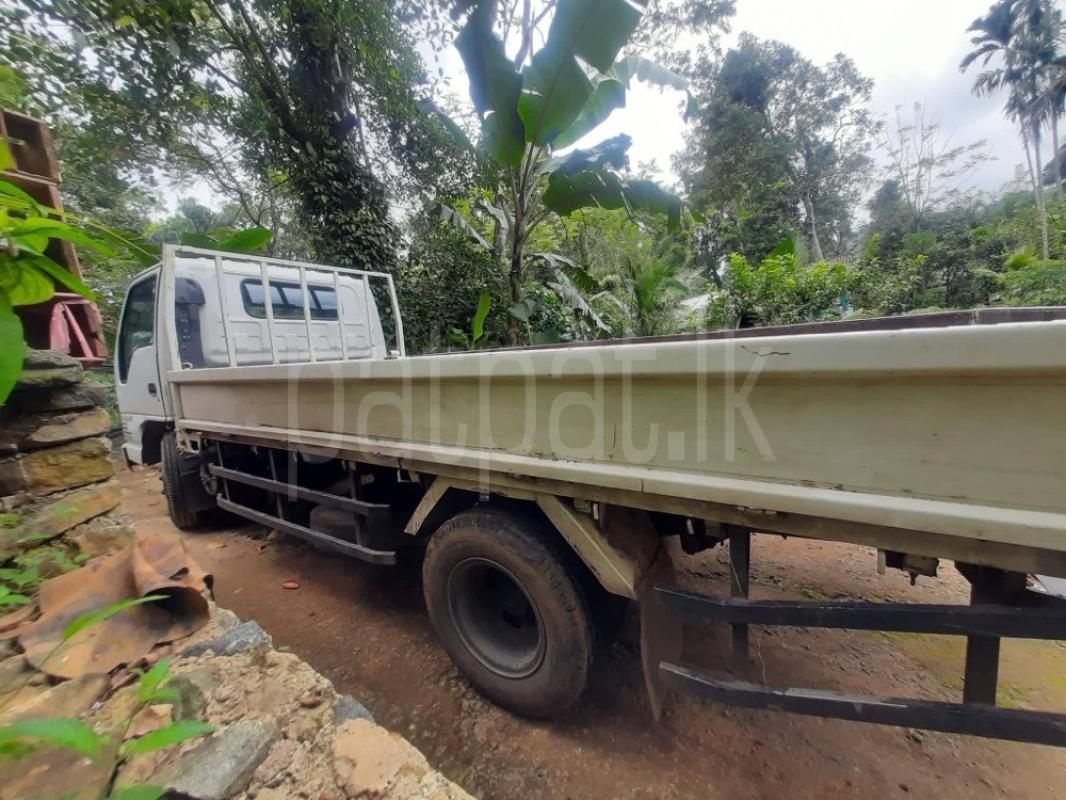 Advertisement image 4