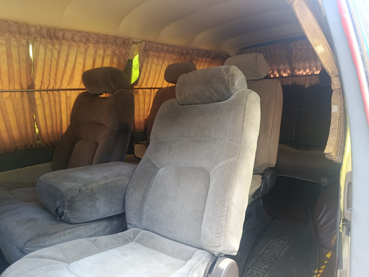 Nissan Caravan 1992 - பயன்படுத்தப்பட்டது வேன் sale in Sri Lanka - patpat.lk
