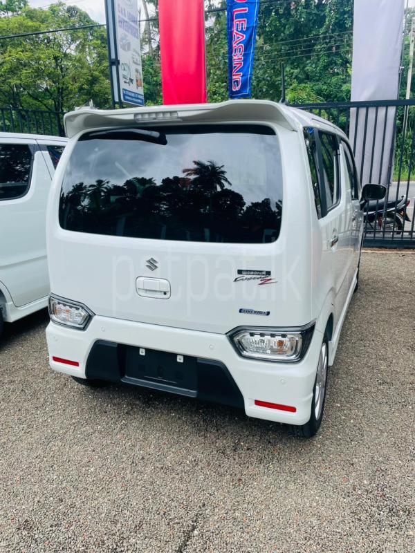 Advertisement image 6