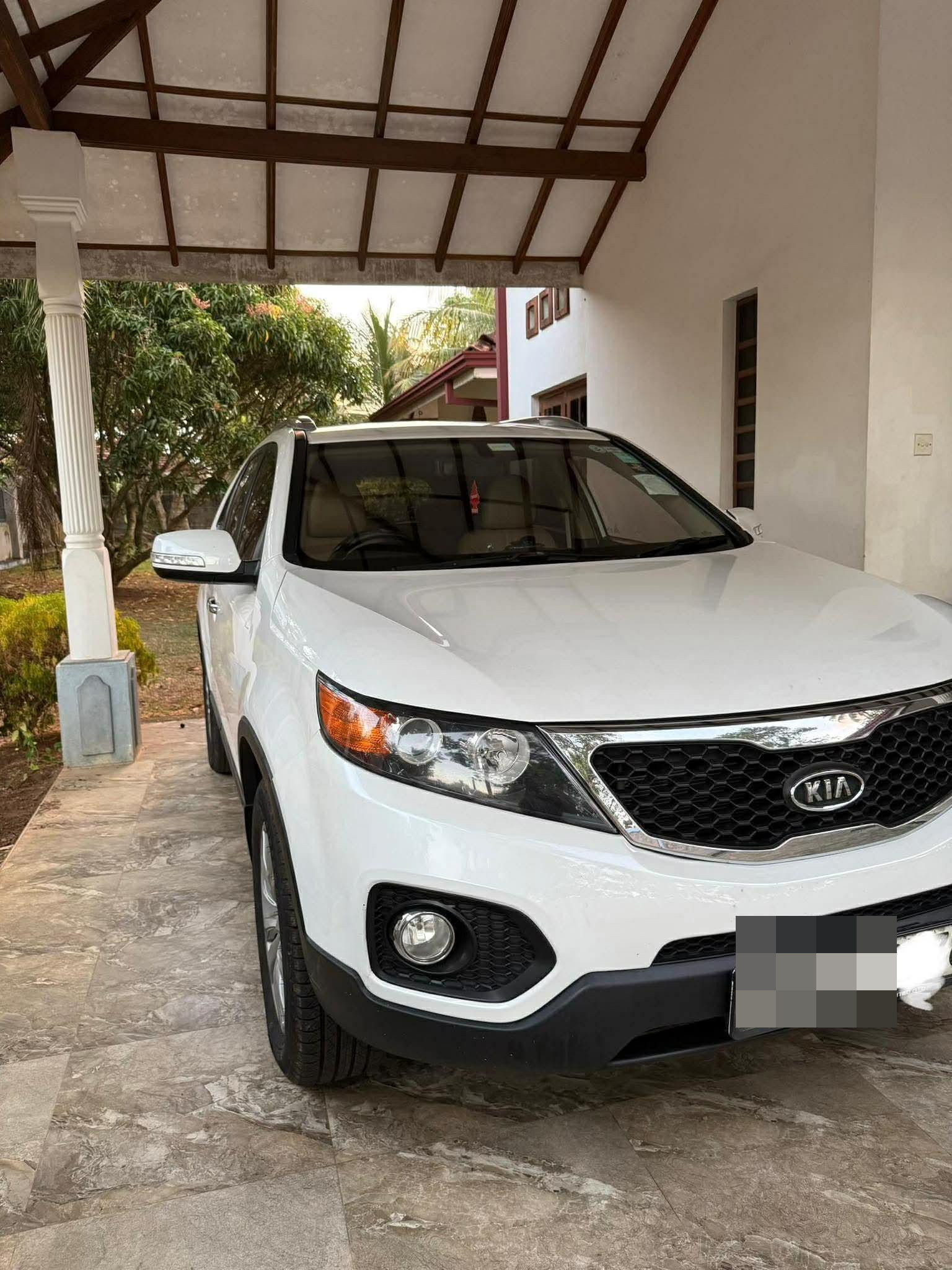 KIA Sorento 2010 ads-image-1