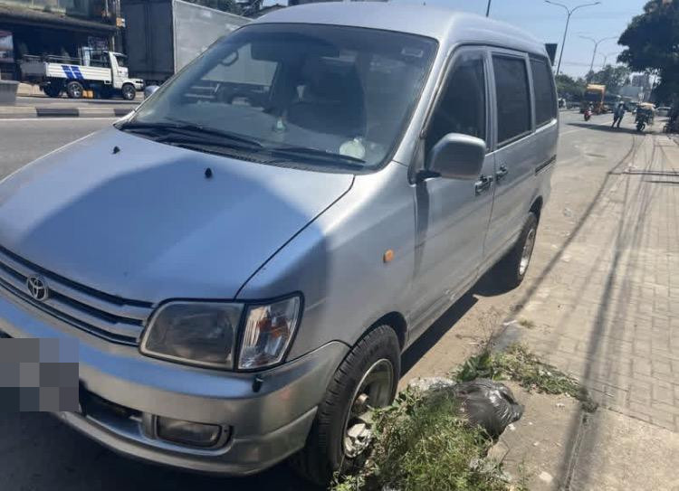 Toyota Noah 1997 - Used Van sale in Sri Lanka - patpat.lk
