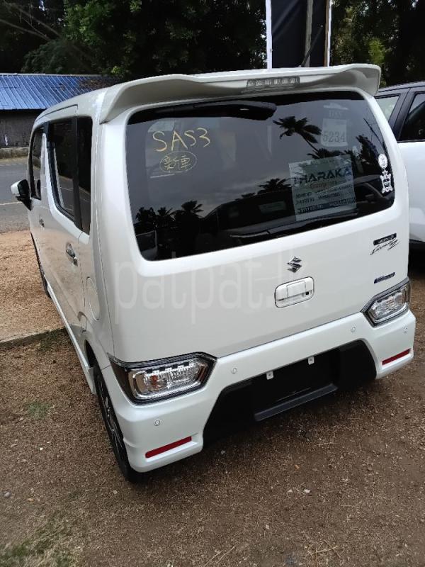 Advertisement image 3