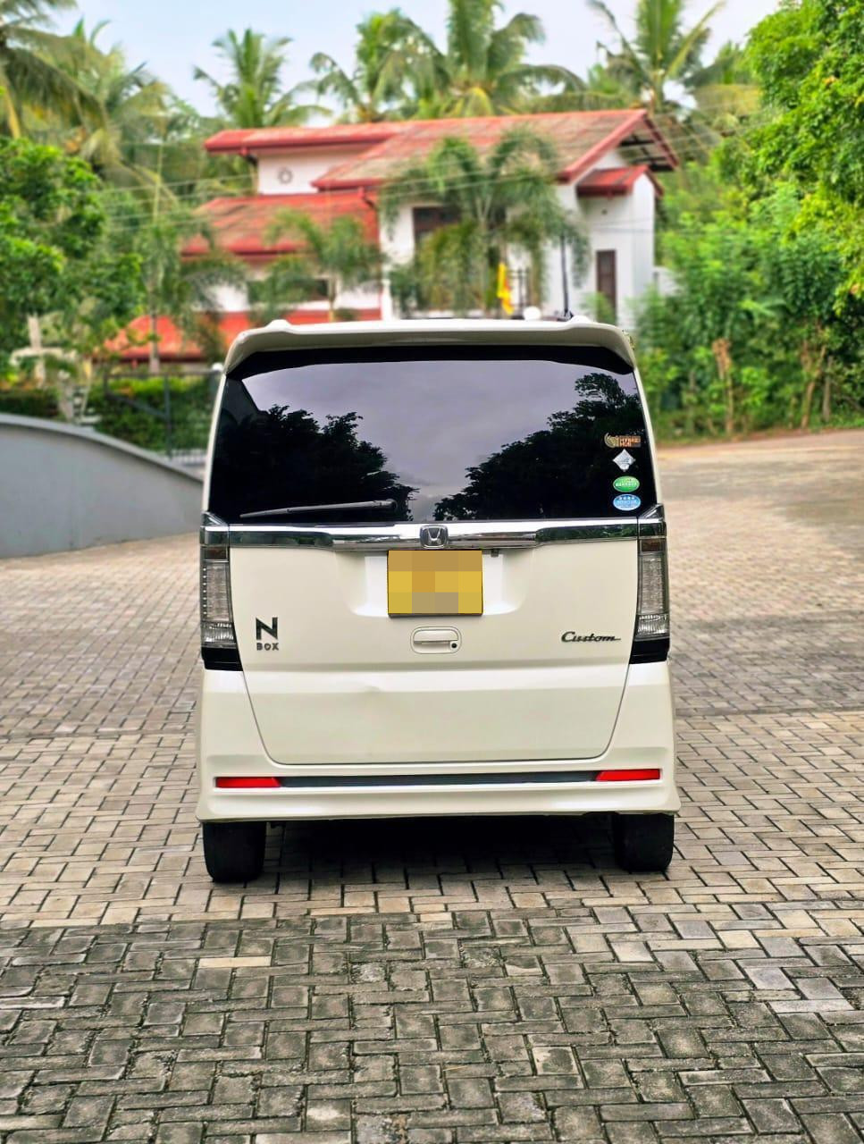 Honda N BOX 2016 - பயன்படுத்தப்பட்டது கார் sale in Sri Lanka - patpat.lk