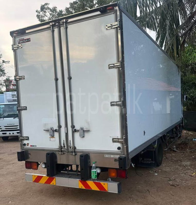 Isuzu Forward 2018 - Brand New Truck sale in Sri Lanka - patpat.lk