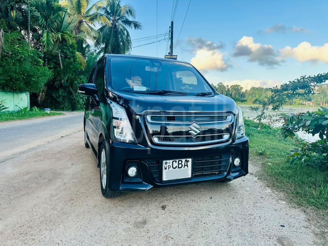 Suzuki Wagon R 2018 - பயன்படுத்தப்பட்டது கார் sale in Sri Lanka - patpat.lk