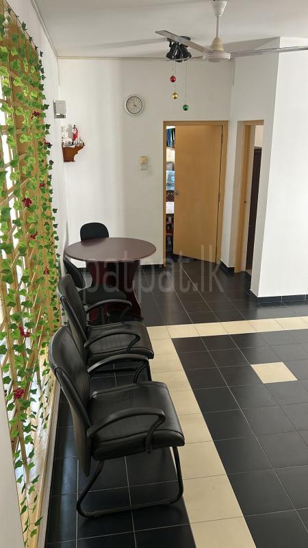 Building for Rent in Maradana (Colombo 10)