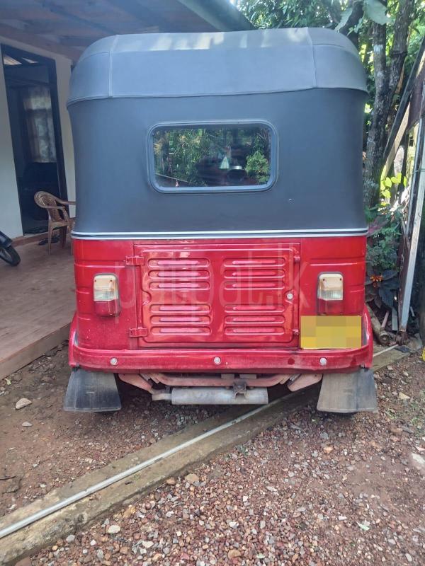 Bajaj Three Wheel 2013 - பயன்படுத்தப்பட்டது முச்சக்கர வண்டி sale in Sri Lanka - patpat.lk