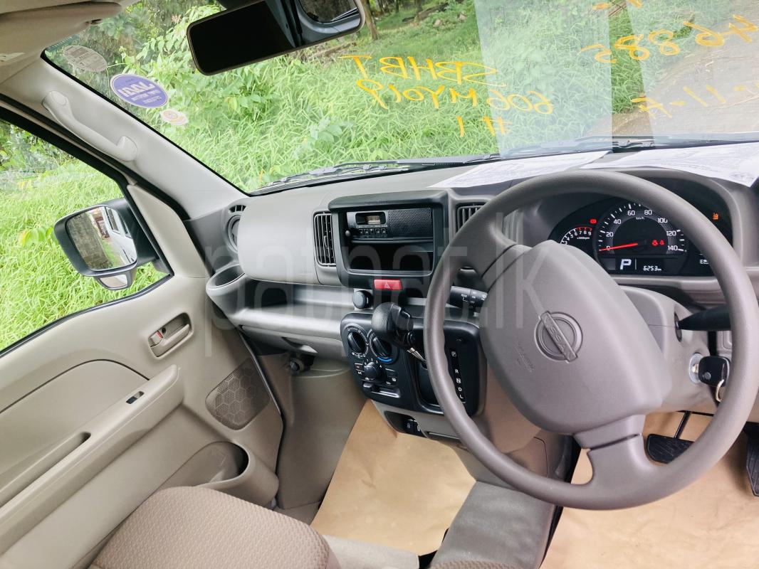 Nissan Clipper 2024 - අලුත් වෑන් රථය sale in Sri Lanka - patpat.lk