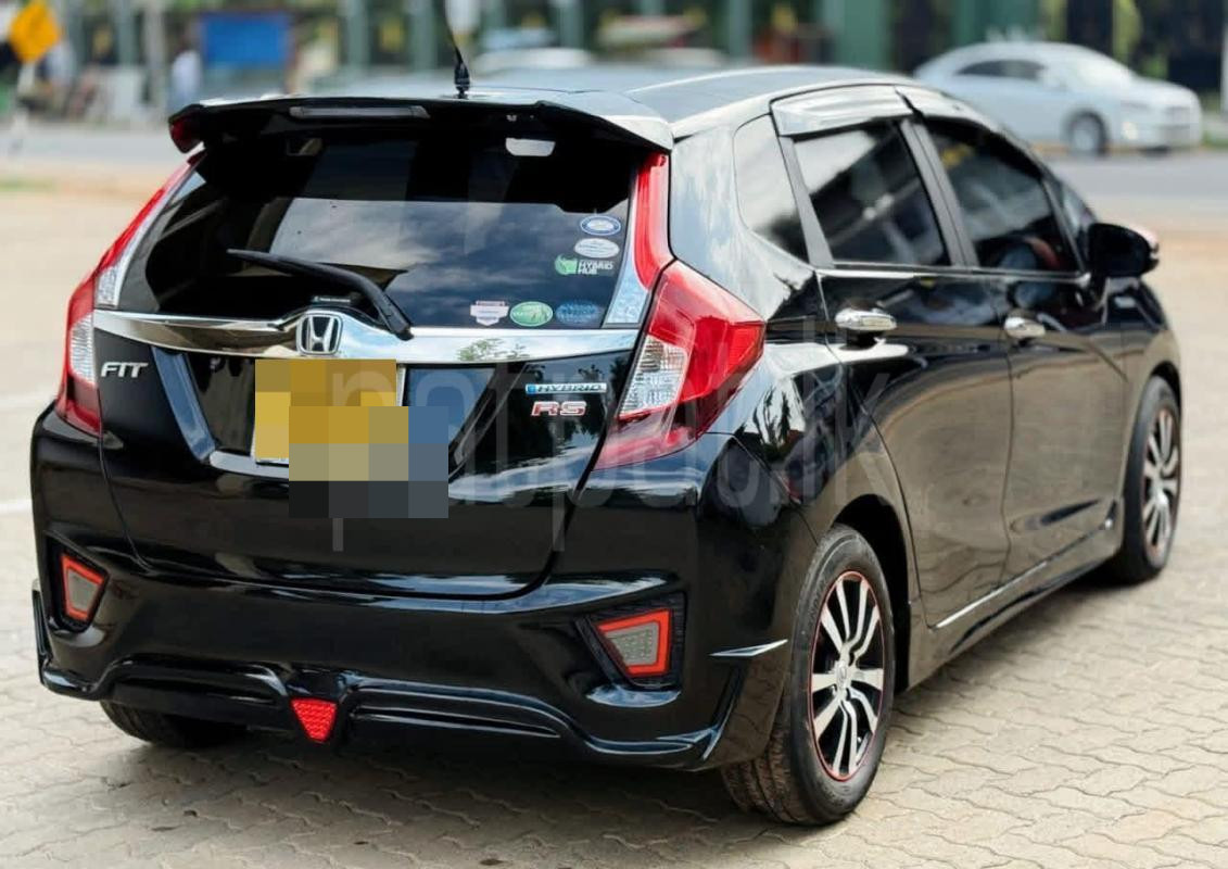 Honda FIT S HYBRID 2013 - Used Car sale in Sri Lanka - patpat.lk