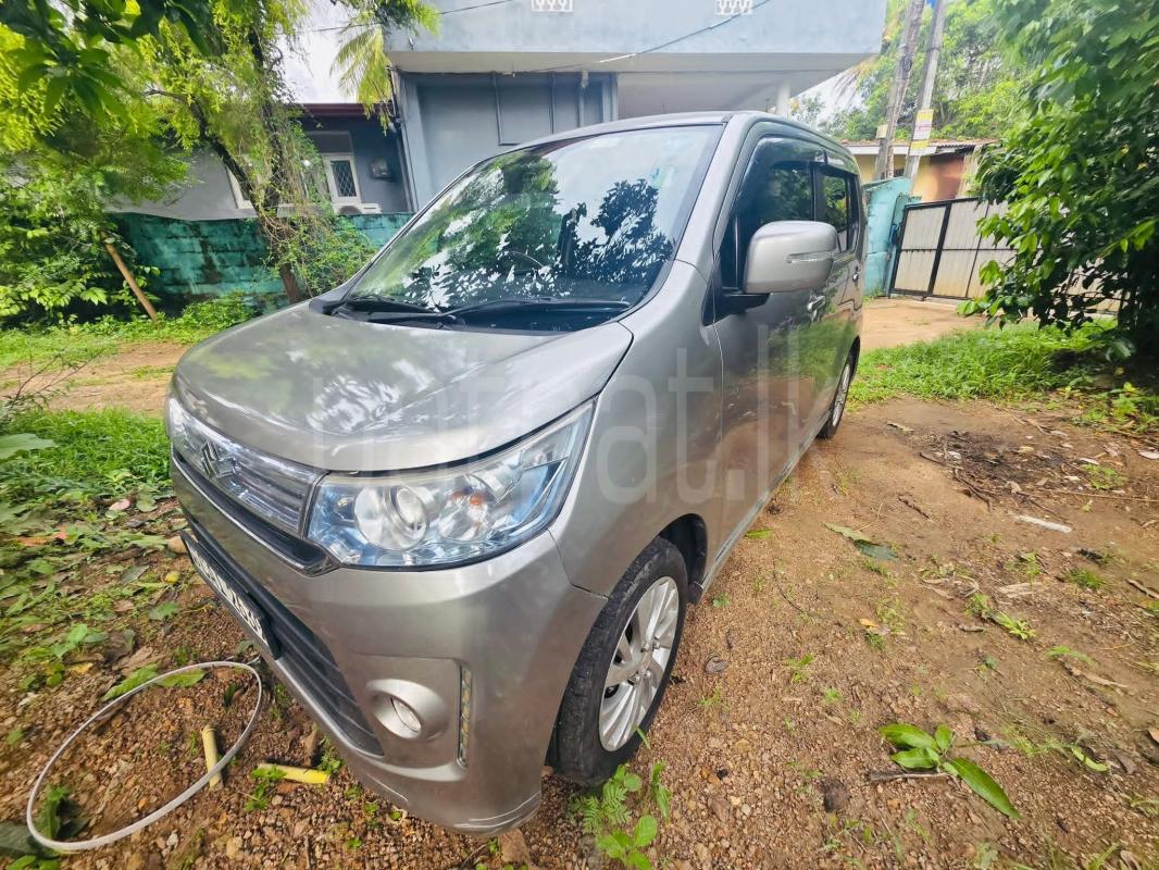 Suzuki Wagon R 2014 - பயன்படுத்தப்பட்டது கார் sale in Sri Lanka - patpat.lk