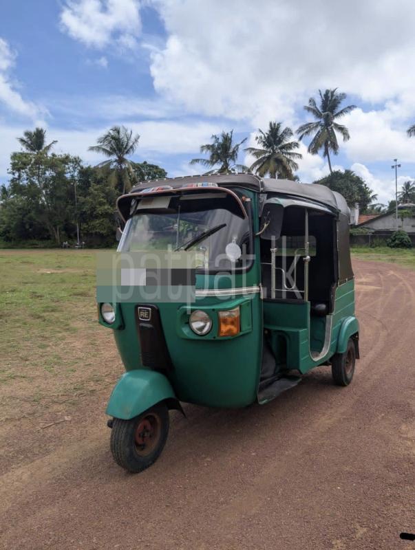 Bajaj Three Wheel 2011 - பயன்படுத்தப்பட்டது முச்சக்கர வண்டி sale in Sri Lanka - patpat.lk