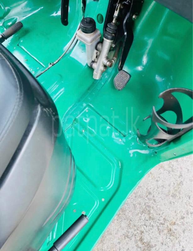 Advertisement image 6