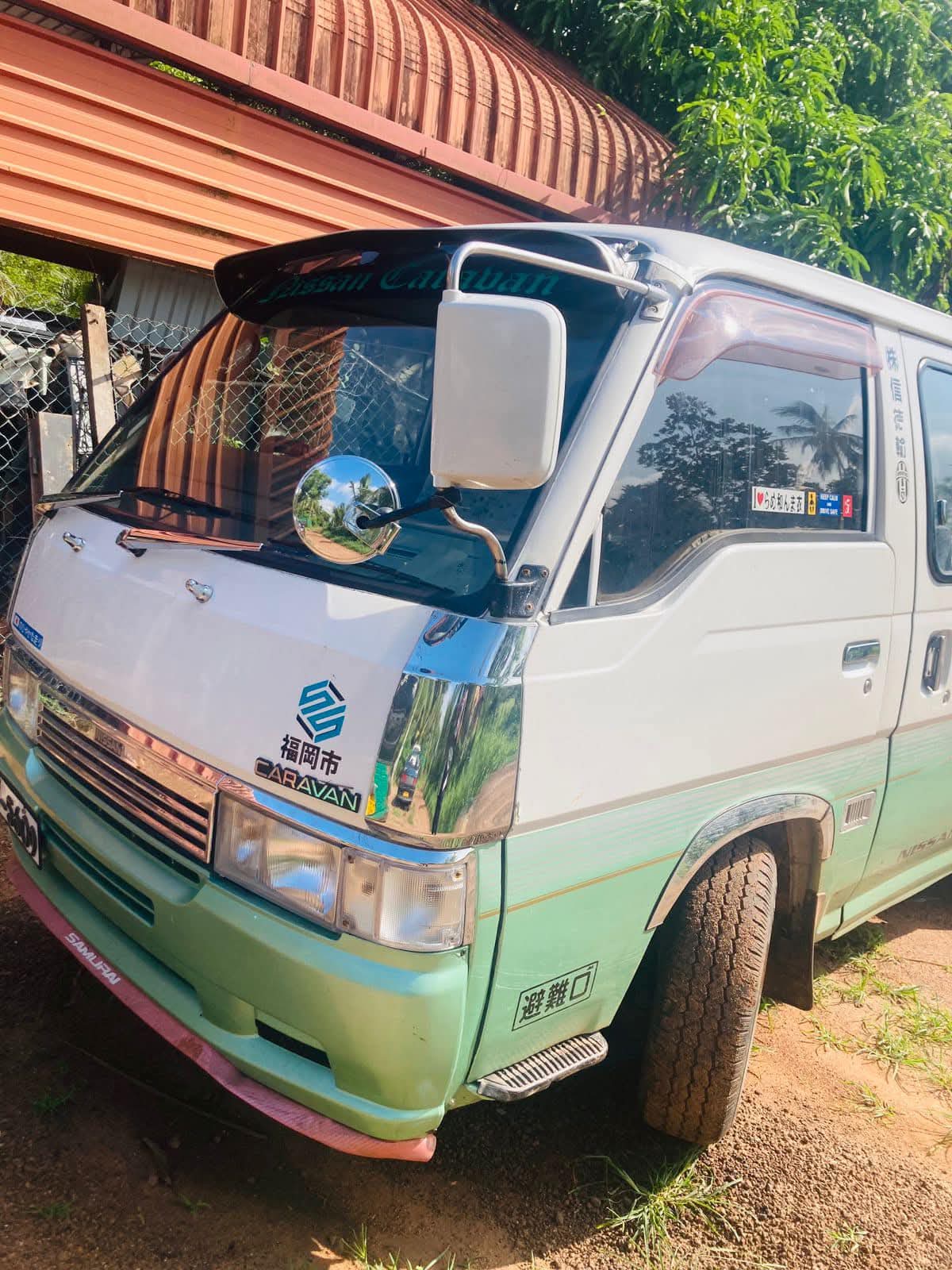 Nissan Caravan 1996 ads-image-1