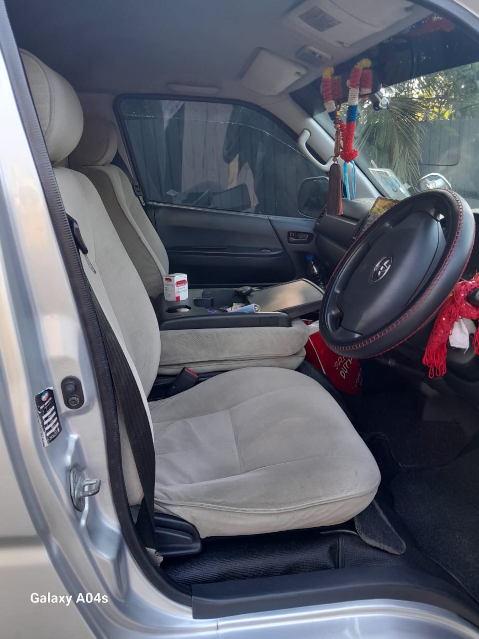 Toyota Hiace 2014 - Used Van sale in Sri Lanka - patpat.lk