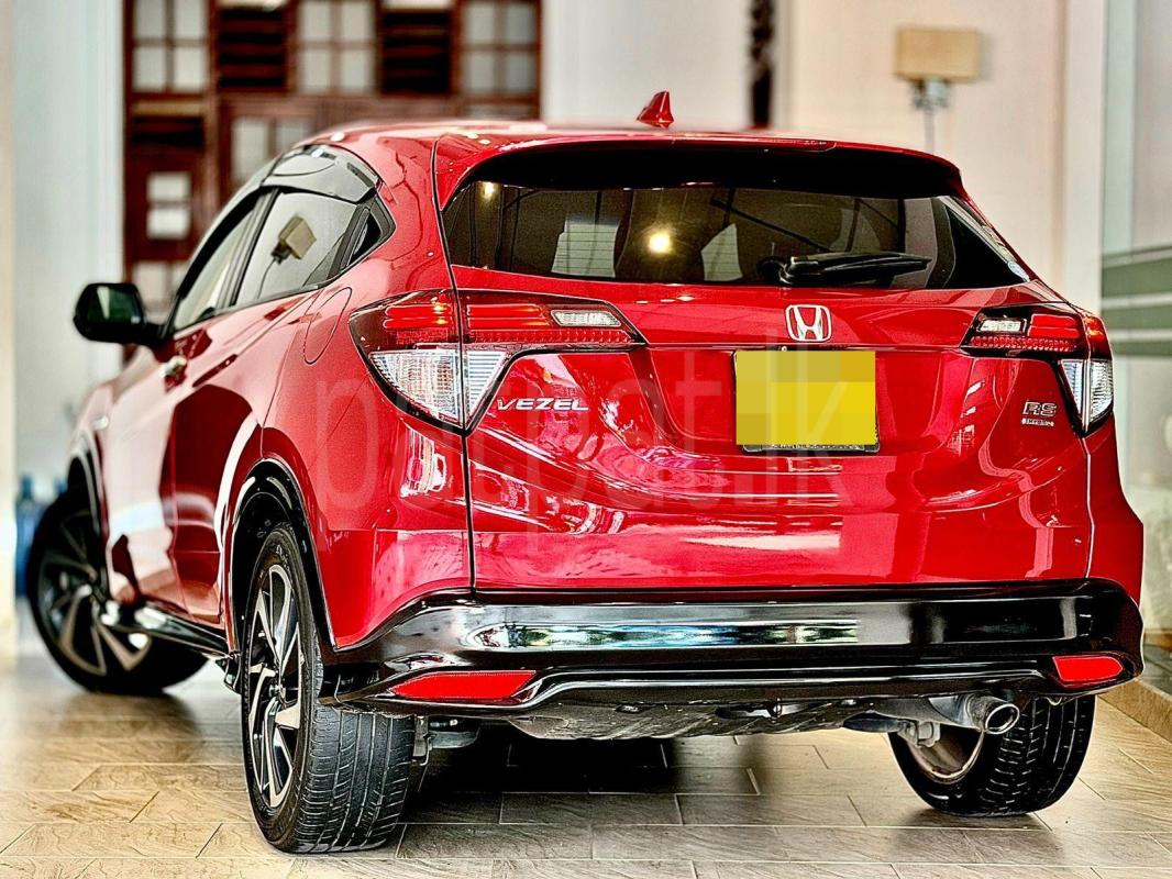 Honda Vezel 2018 - பயன்படுத்தப்பட்டது SUV sale in Sri Lanka - patpat.lk