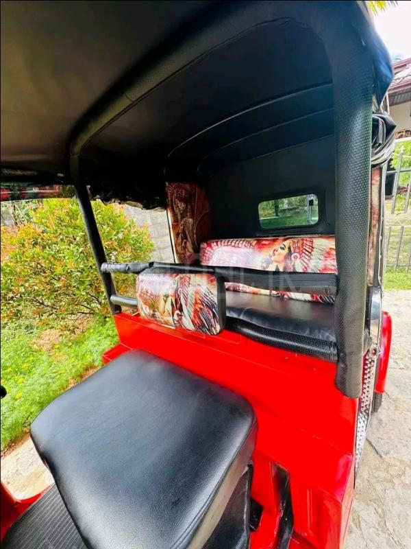 Advertisement image 4