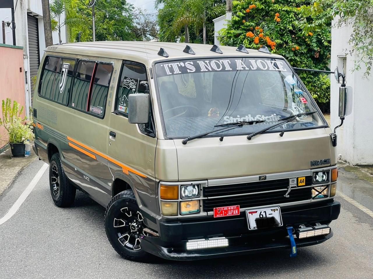 Toyota LH61 1987 - Used Van sale in Sri Lanka - patpat.lk