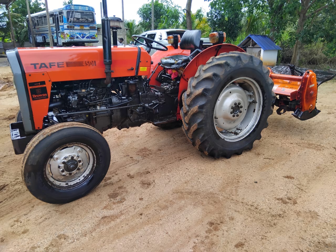 TAFE Tractor 2015 - பயன்படுத்தப்பட்டது நிலம் sale in Sri Lanka - patpat.lk