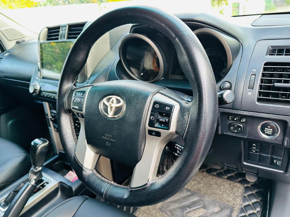 Toyota Land Cruiser Prado 2011 - Reconditioned SUV sale in Sri Lanka - patpat.lk