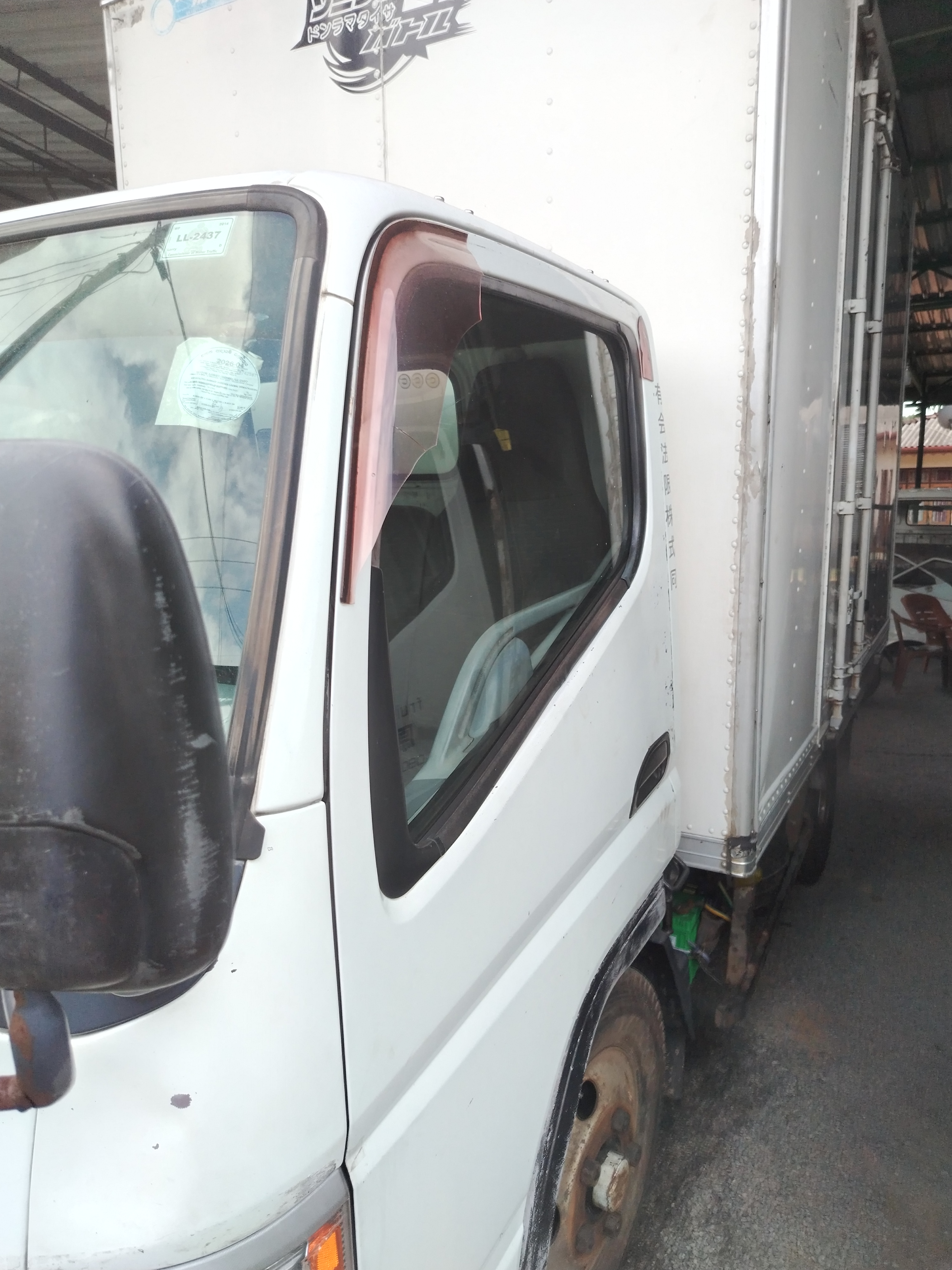Mitsubishi Canter 2013 - பயன்படுத்தப்பட்டது டிரக் sale in Sri Lanka - patpat.lk