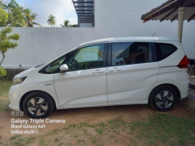 Honda Freed 2017 - Used Car sale in Sri Lanka - patpat.lk