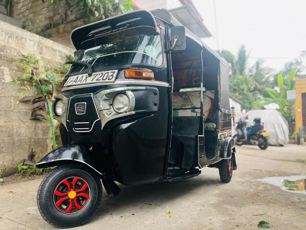 Bajaj Three Wheel 2019 - Used Three wheeler sale in Sri Lanka - patpat.lk