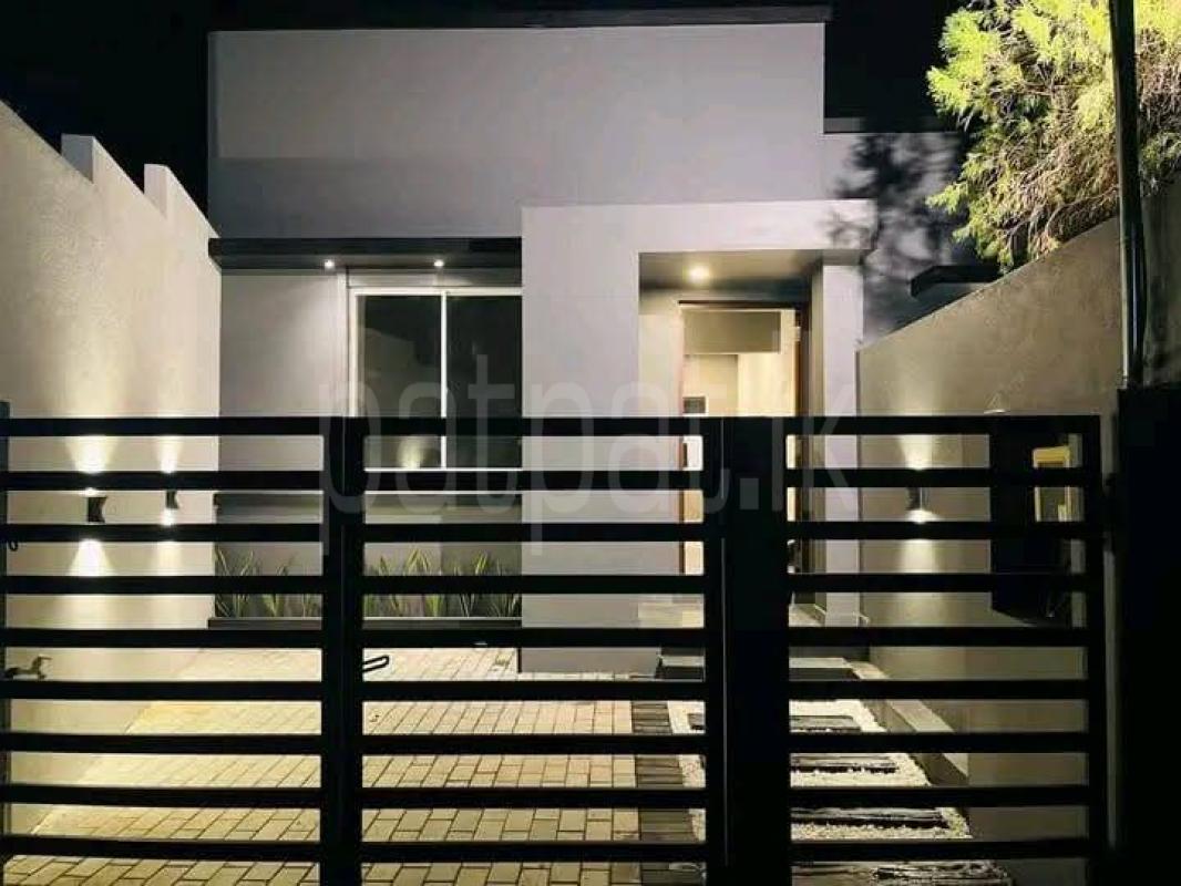 House for Sale in Ja-Ela